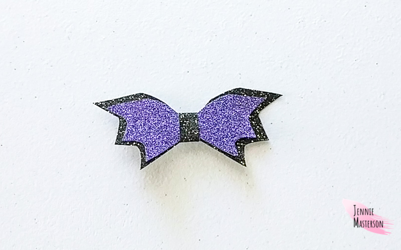 Finished bat hair bow ready to be worn.